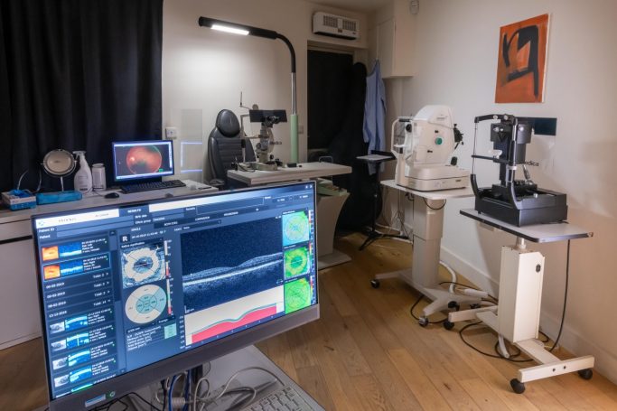 3D OCT Eye Scans: Early Detection